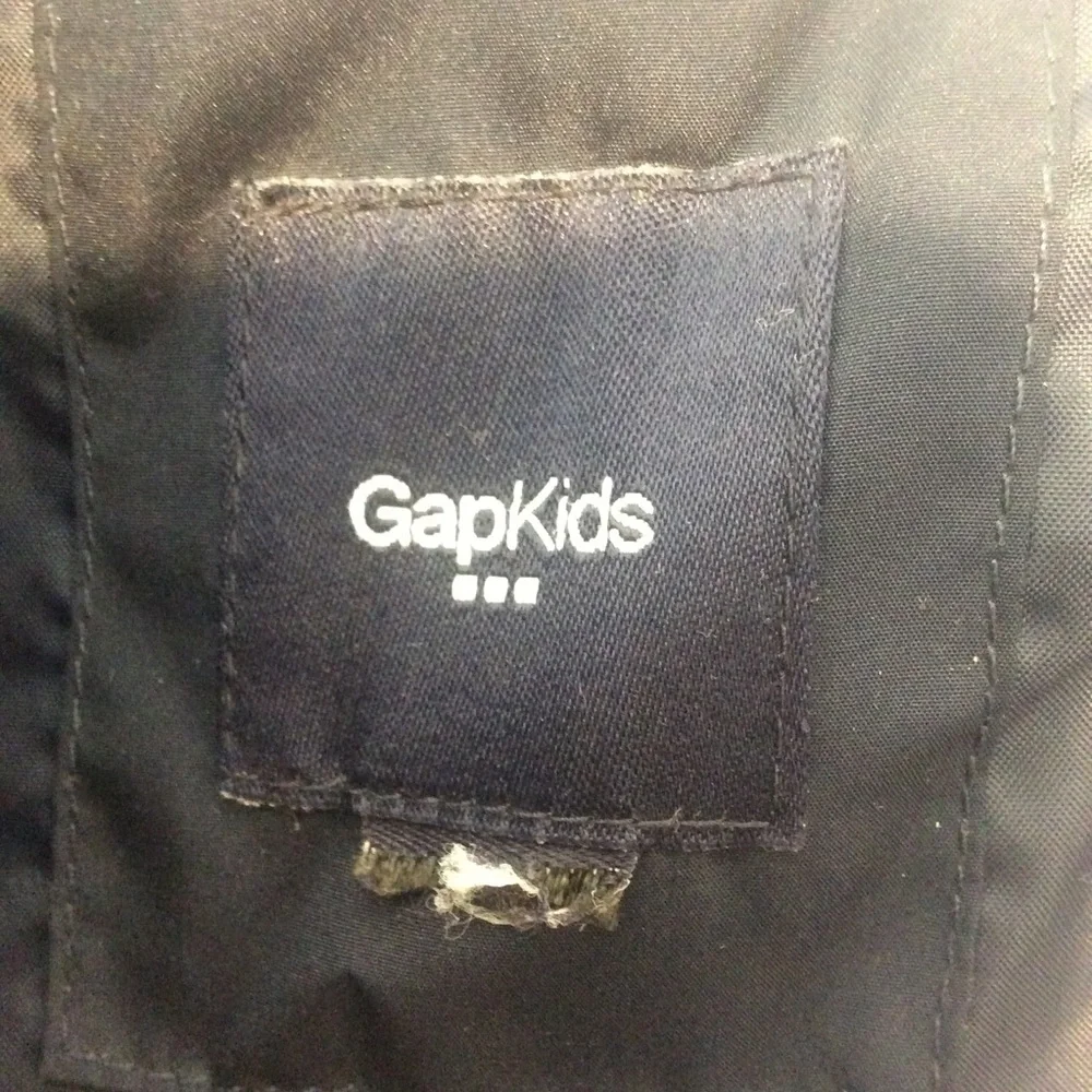 GAP Boys lightweight vest/sweatshirt jacket.